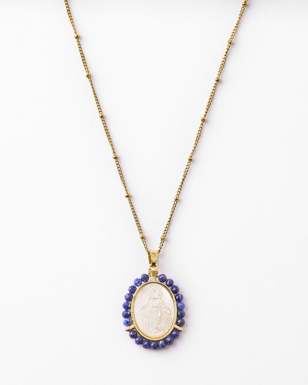 Collar medalla nácar virgen María