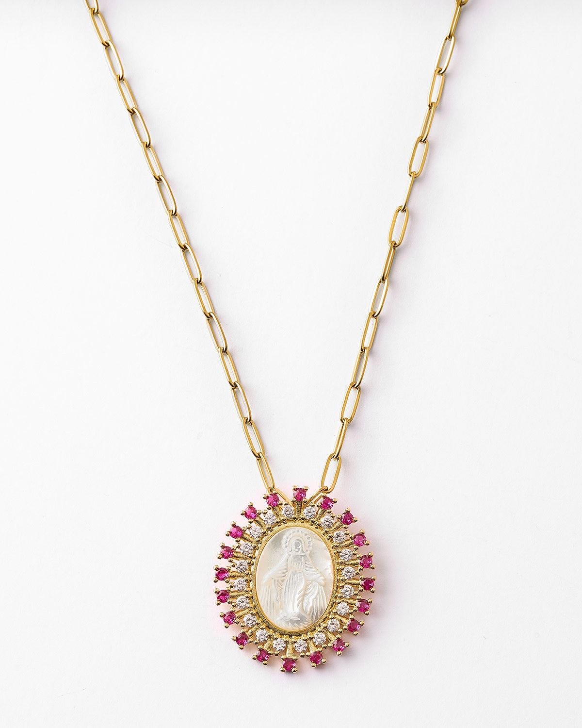 Collar medalla virgen María nácar con circonitas