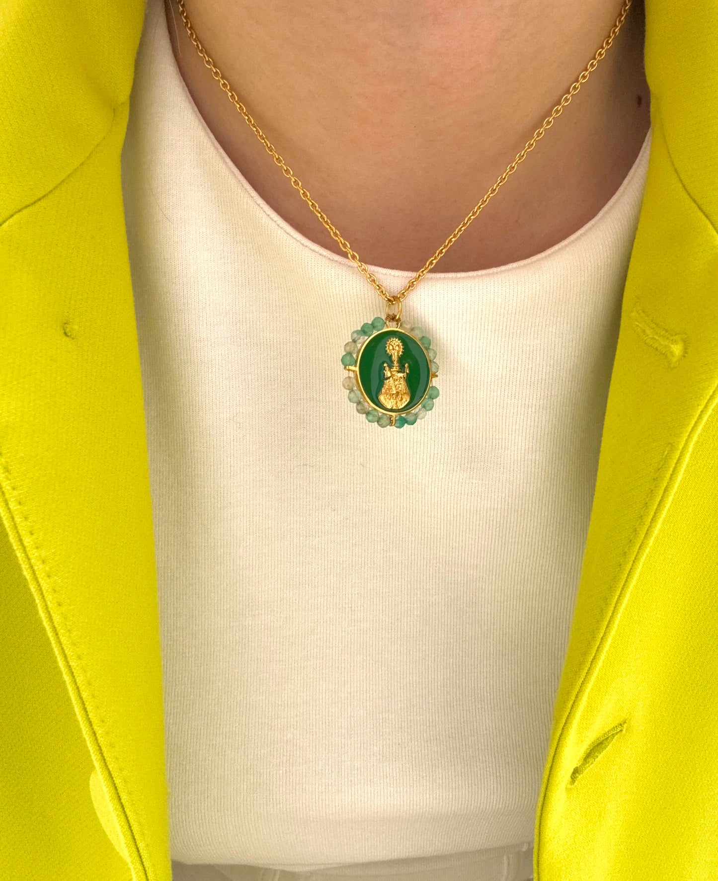 Collar Medalla Virgen Covadonga