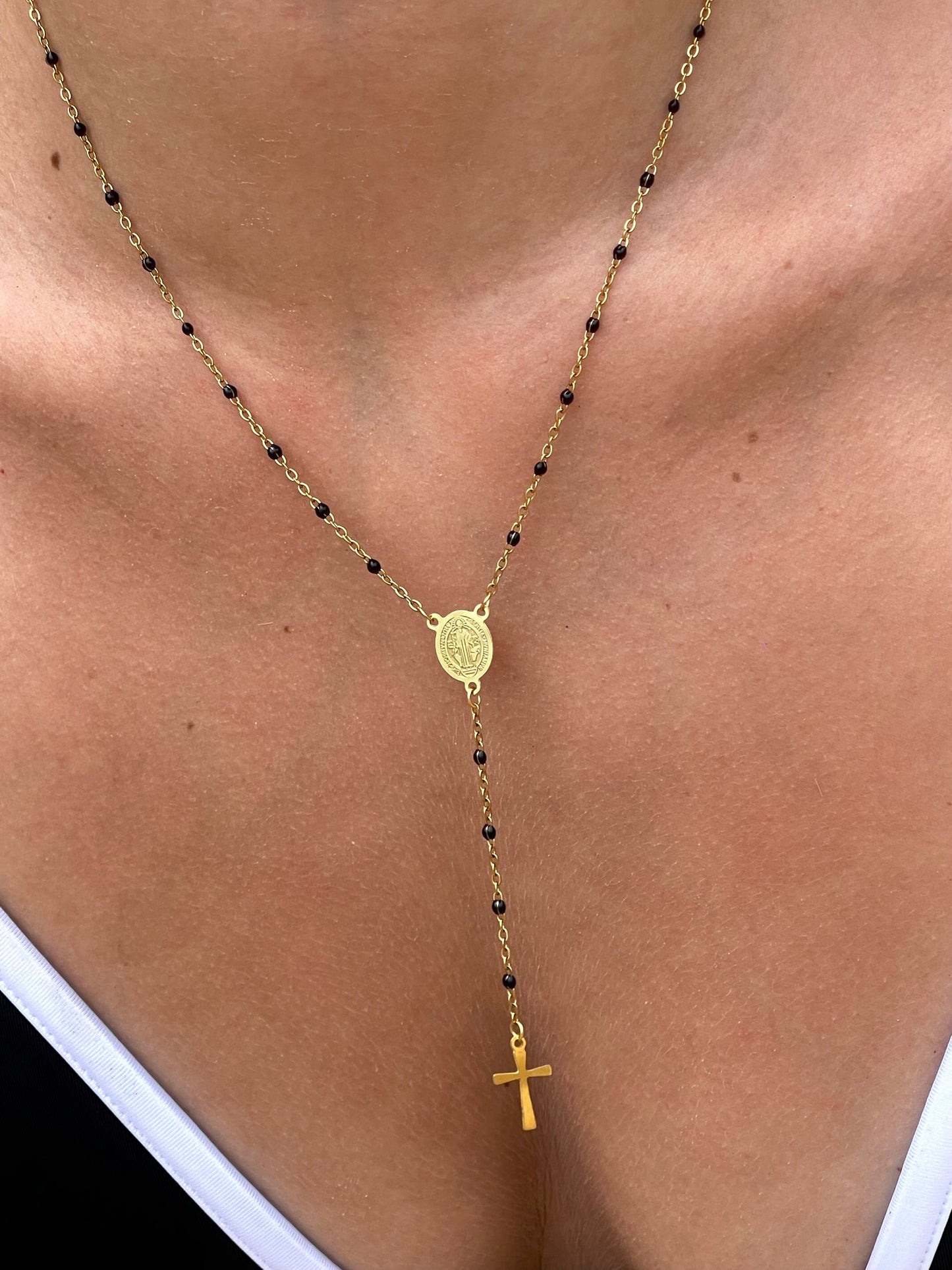 Collar Cross Negro