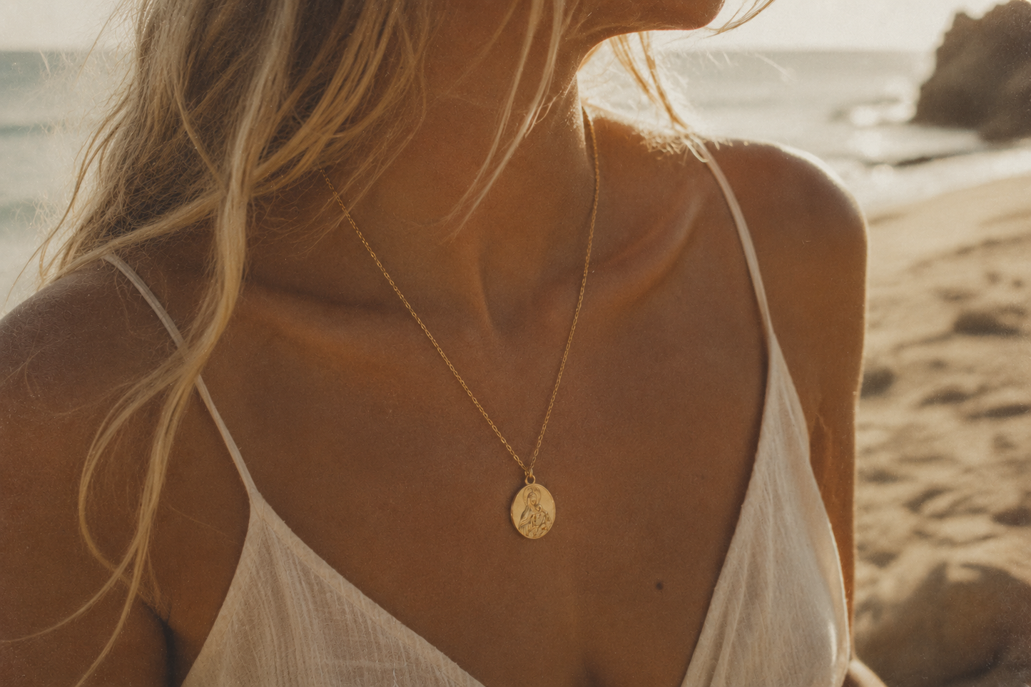 Collar virgen del Carmen