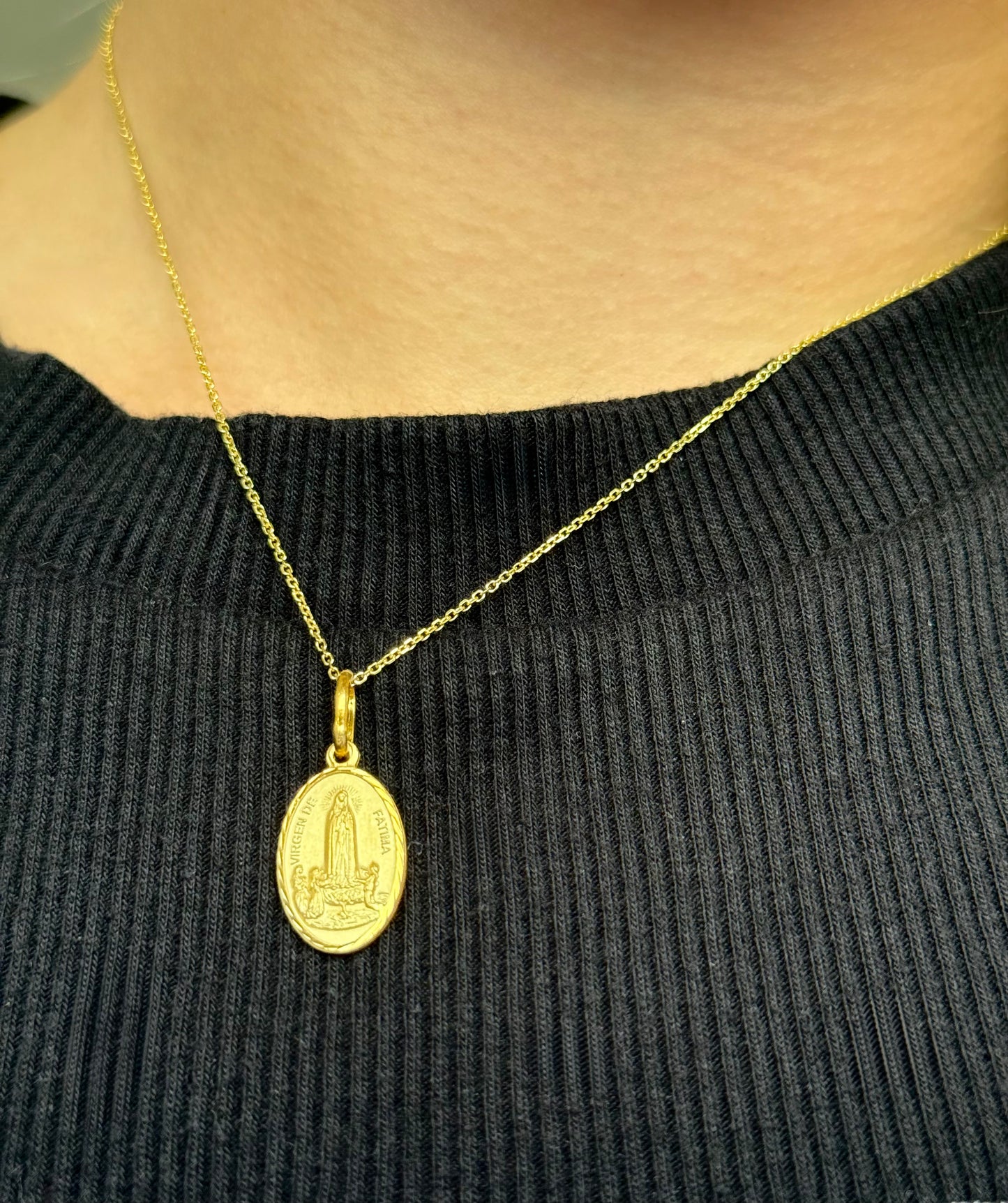 Colgante Medalla Virgen de Fátima