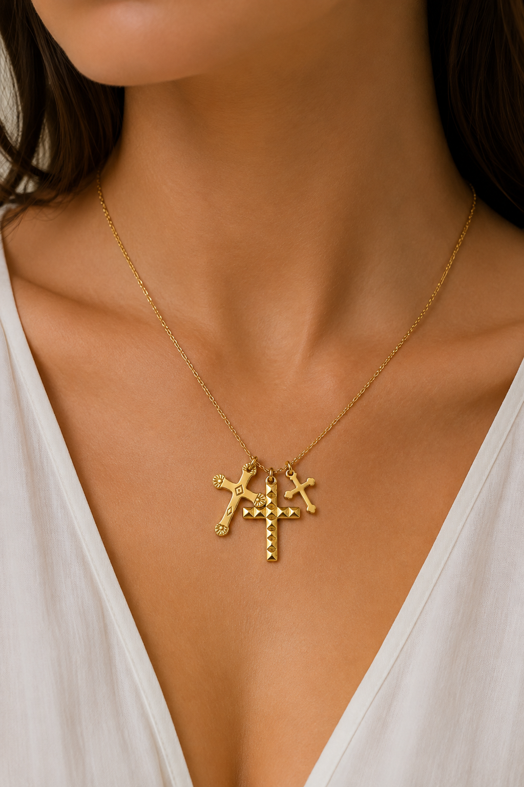 Collar tres cruces