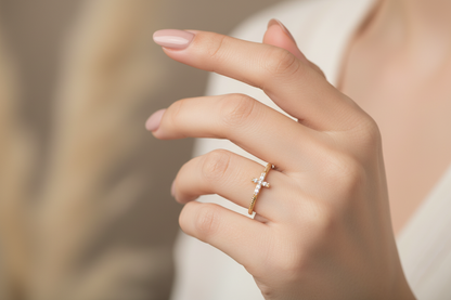 Anillo Cruz con Circonitas