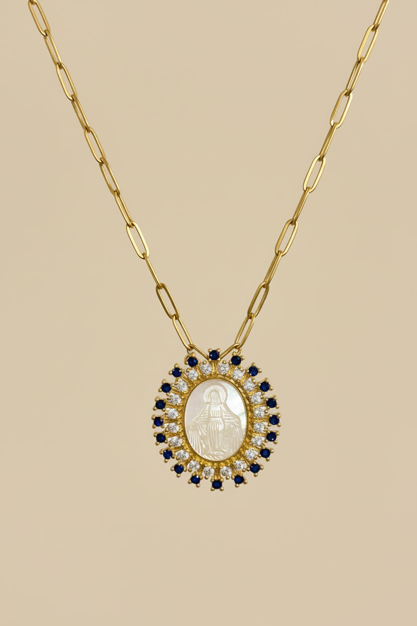 Collar medalla virgen María nácar con circonitas